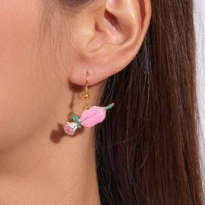 Rose red mouth rose earrings