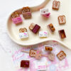O1CN01JiBuv91Rx7H3FLyK4_2200763052177-0-cib Wholesale Kitten Sliced Toast Beaded Letter Box through Hole Acrylic Beads DIY Handmade Aessories Materials