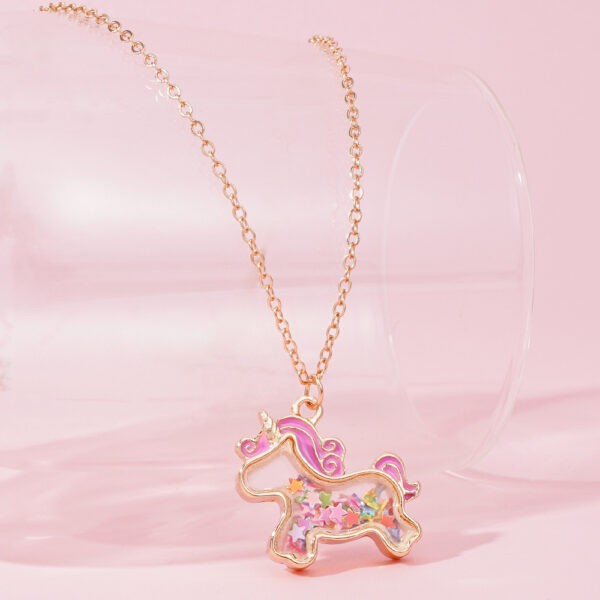 Wholesale Unicorn Necklace Containing Movable Sequins