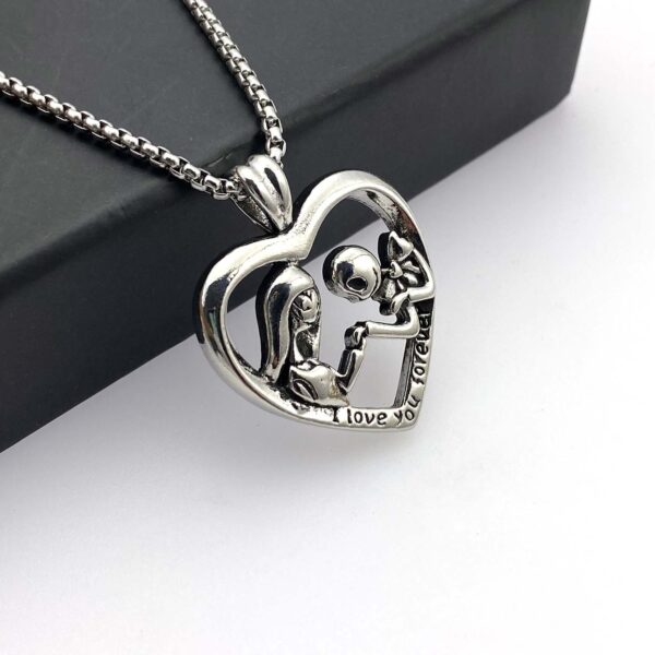 Wholesale Valentine's Day Heart-shaped Pendant Necklace