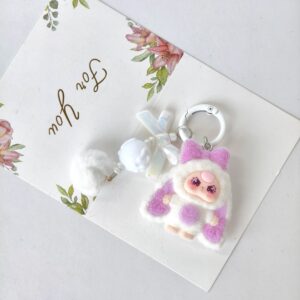 Flocked 3-year-old - White and purple