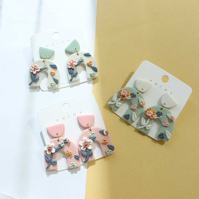 Wholesale New Clay Clay Earrings Handmade Earrings for Women Niche High-End Retro Elegant Soft Clay lymer Earrings Geometry