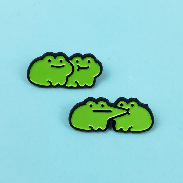 Wholesale Cute green paired frog cartoon animal brooch
