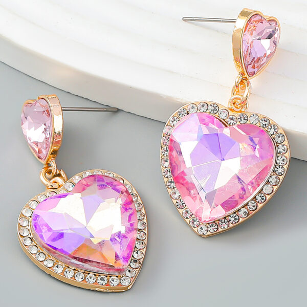 Wholesale Colored diamond studded heart-shaped earrings