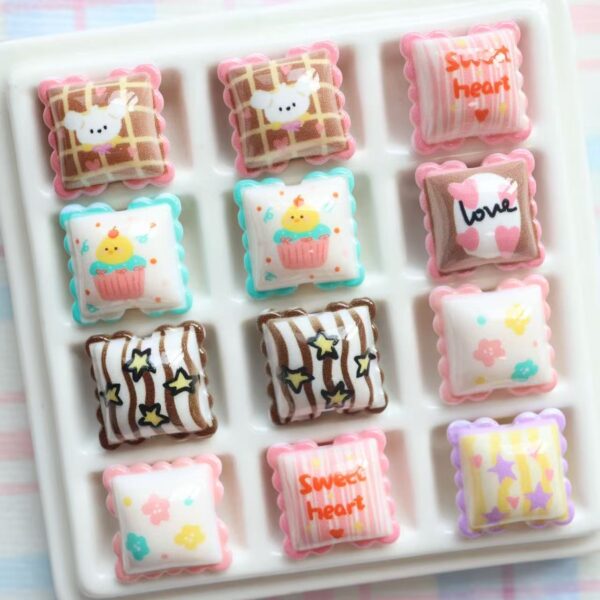 O1CN01KNlP4z1CGK7MN2REa_2214653500053-0-cib Wholesale Double-sided printed cartoon cute style pillow beads