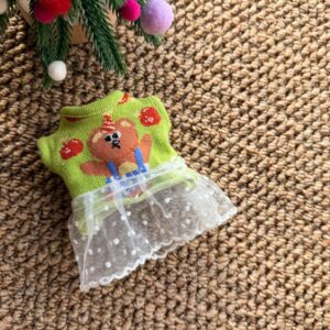 Green Apple Bear Dress / No Velcro, pull it out or thread it from the bottom up.