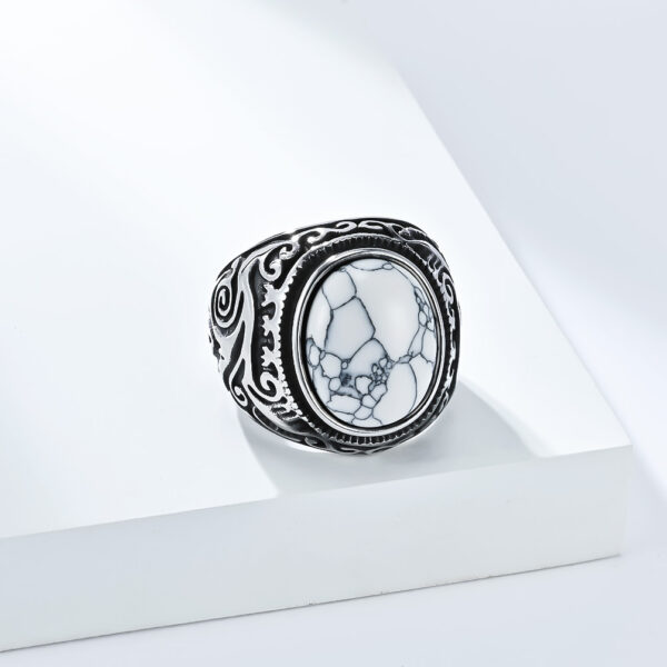 Wholesale Vintage carved flower inlaid tiger eye gemstone titanium steel ring