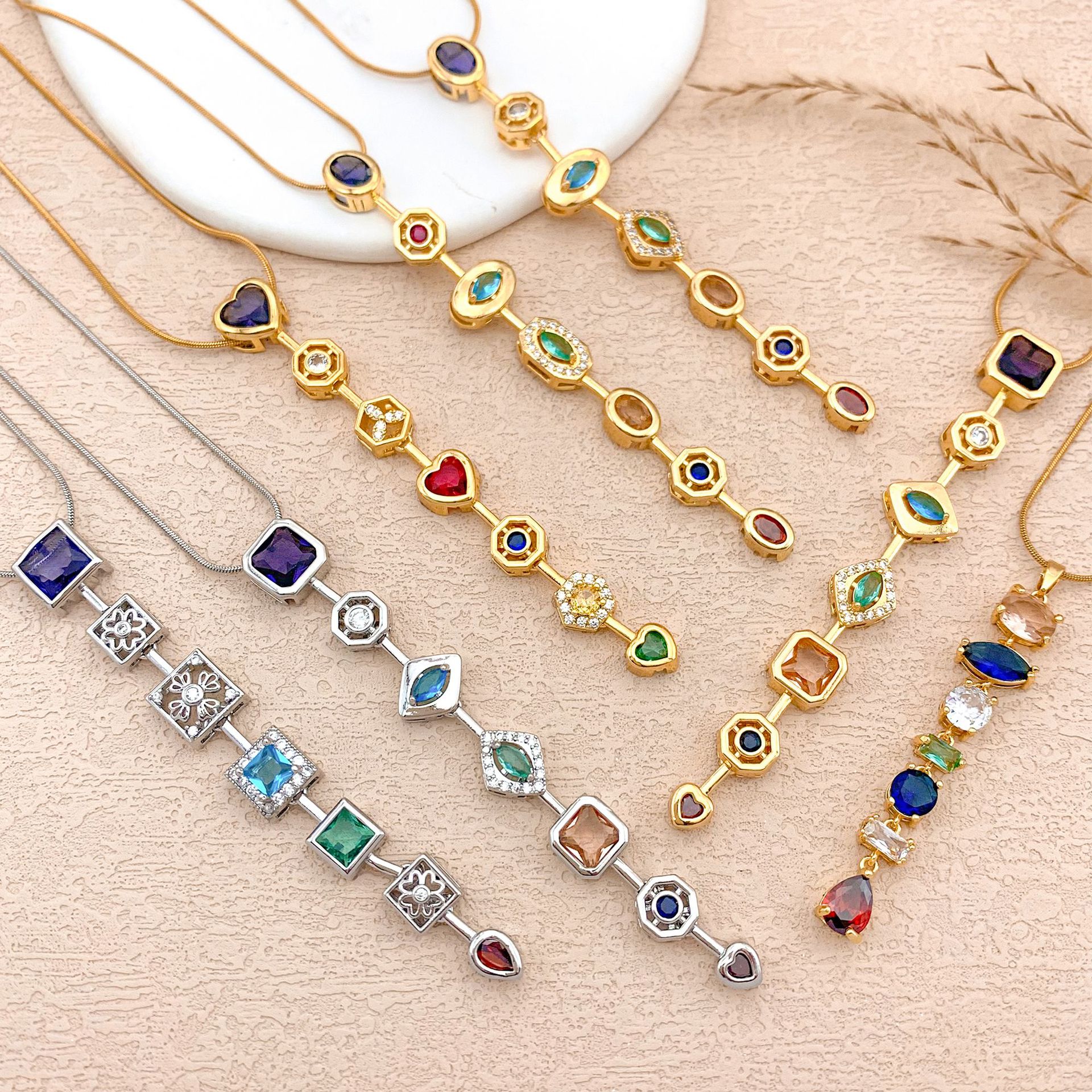 Wholesale Colorful Square Geometric Smart Necklace Niche Luxury Versatile Aessories