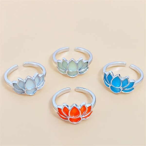 O1CN01KyDqAp2IVKhmQqFHr_3919529291-0-cib Wholesale Luminous Lotus Ring
