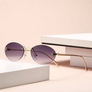 Gold frame faded gray piece