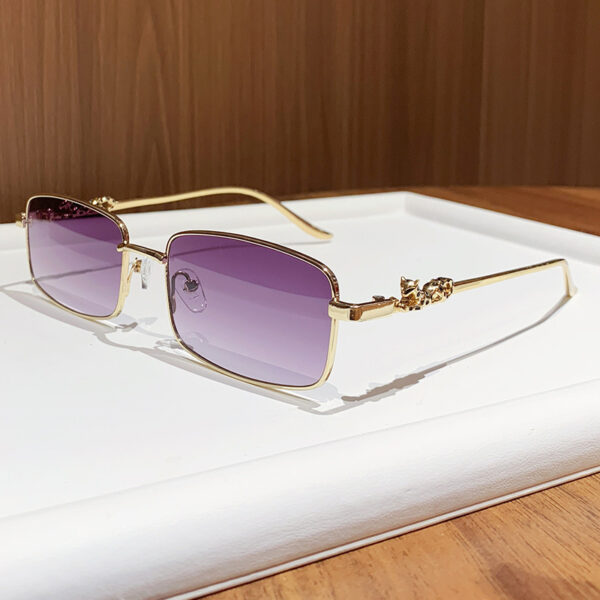 Wholesale Light colored lens frame UV resistant sunglasses