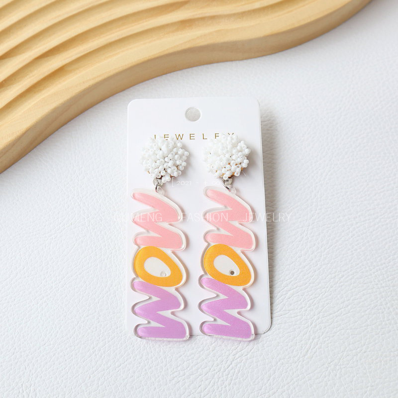 Wholesale Mother's Day Beads Acrylic MOM Letter Printing Earrings Exaerated Personality Earrings