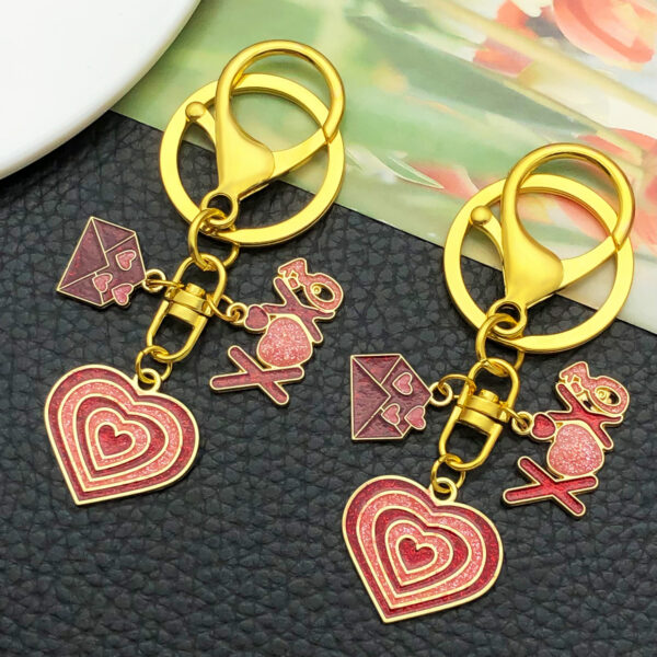 Wholesale Valentine's Day Oil Dripping Red Sprinkled Gold Keychain