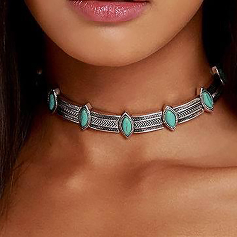 Wholesale Turquoise Bohemian Style Fake Short Necklace