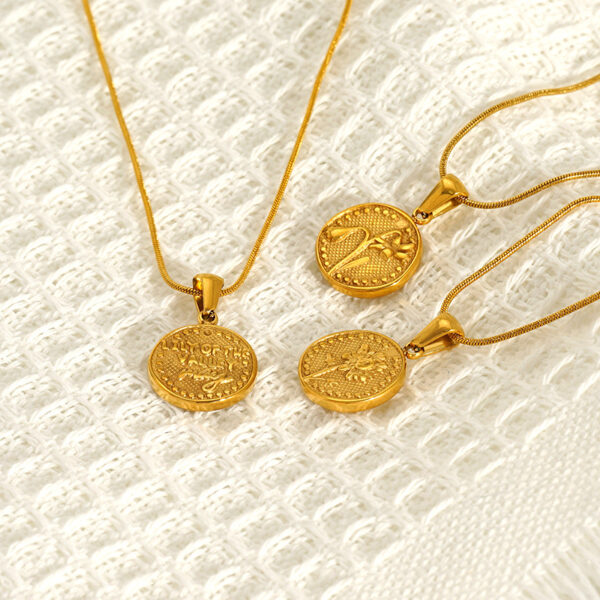 Wholesale Rose Flower Pendant Necklace Simple Titanium Steel Sunflower Necklace