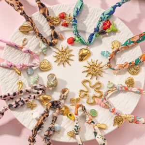 Wholesale Tina European and American Stainless Steel Pendant Necklace Sweet Cool Sexy Style Silk Scarf Braided Colorful Necklace Clavicle Chain Necklace Jewelry