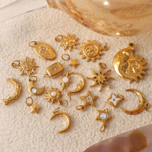 Wholesale Stainless steel 18K gold-plated sun and moon pendant necklace