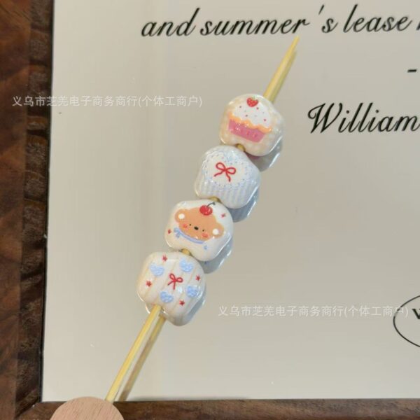 Wholesale 10pcs Embossed Bow Cake Bear Frangipani Acrylic Beads