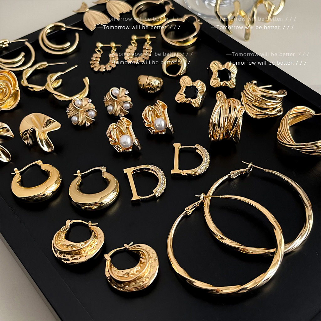 Wholesale Retro geometric metallic irregular earrings