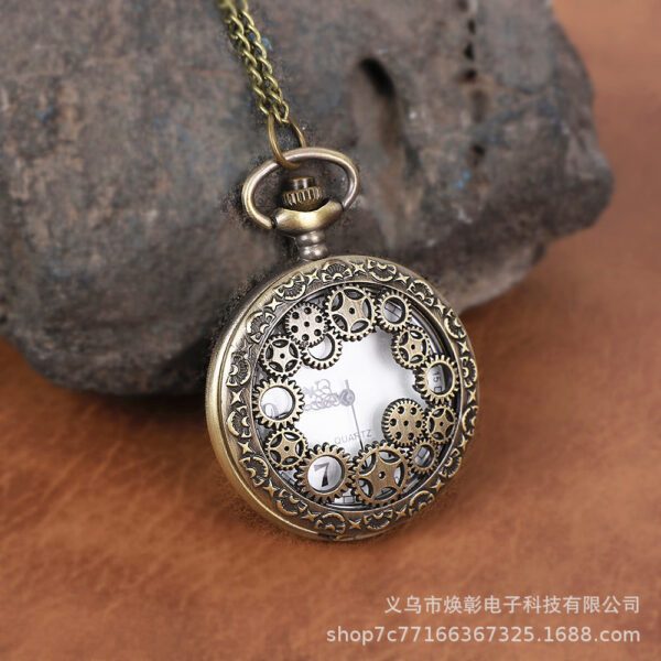 Wholesale Large black gear retro hollow flip quartz pocket watch