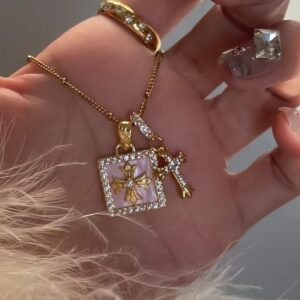 Wholesale Cross solid dice pendant necklace