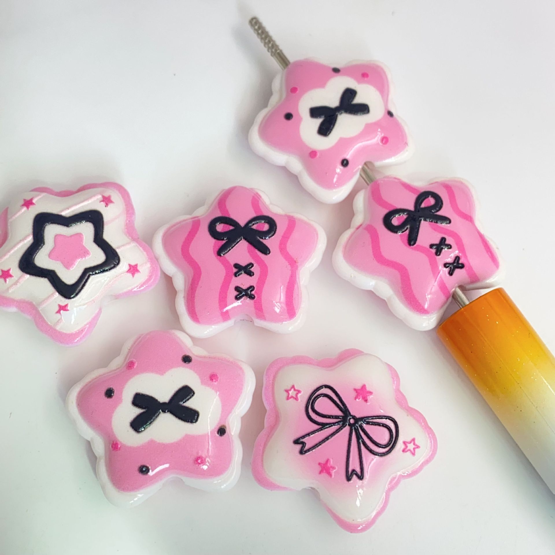 Wholesale Double-sided embossed five-inted star DIY beads