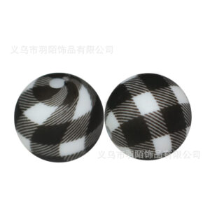 7-black and white / 15mm