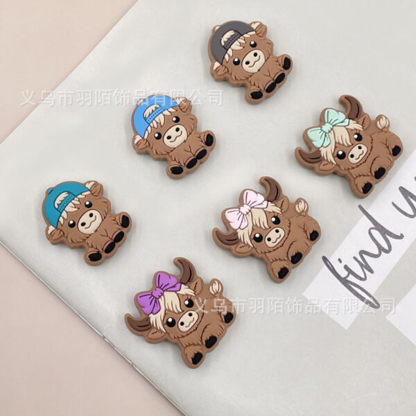 O1CN01MyibB61gWkd2LDRlT_2214318854150-0-cib Wholesale 10pcs Cartoon Animal Cow Silicone Beads