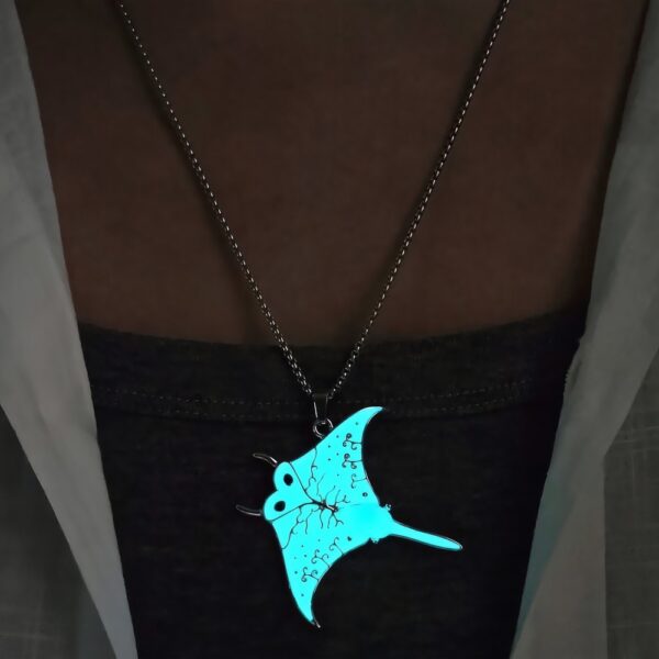 Wholesale Ocean Style Luminous Devil Fish Necklace