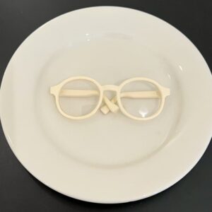 Beige solid color large glasses