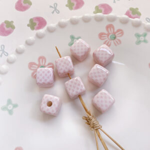 1 # Pink and white love style (one piece)