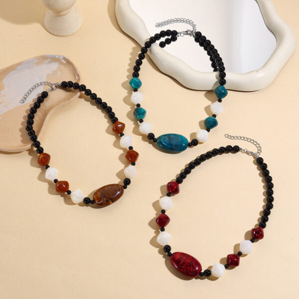 O1CN01NKv7gq1VD60Wkpwz5_2466522618-0-cib Wholesale Geometric acrylic beaded necklace