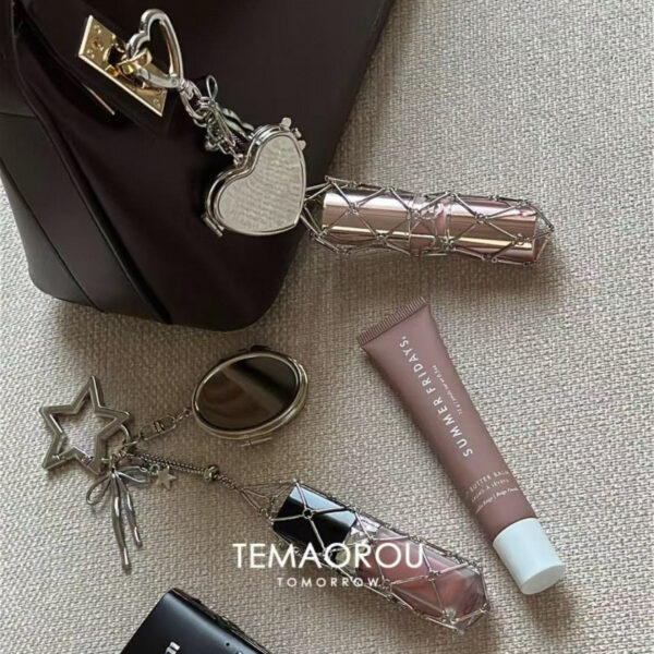 Wholesale Silver mesh bag with hand cream lipstick pull-out bag hanging chain