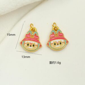 Red hat rag pendant