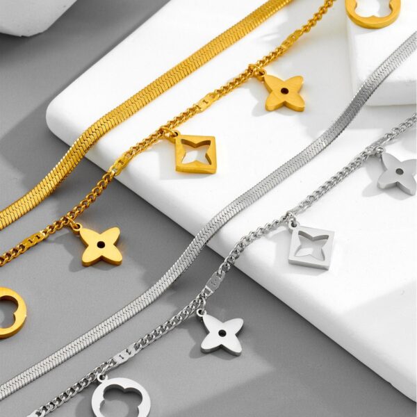 Wholesale Titanium Steel O Double-layer Four-leaf Clover Bracelet