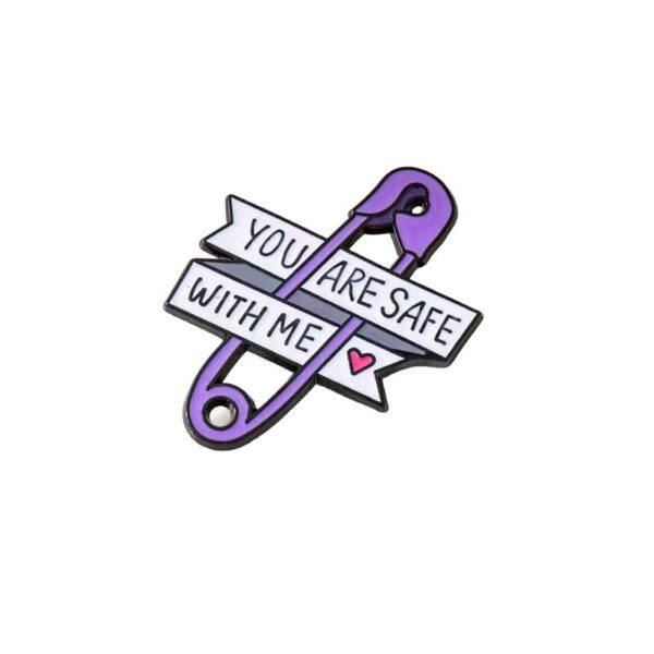 O1CN01NehwWT1b5fHRfkjtF_2221167713414-0-cib Wholesale creative cartoon cute whale drifting bottle astronaut Brooch