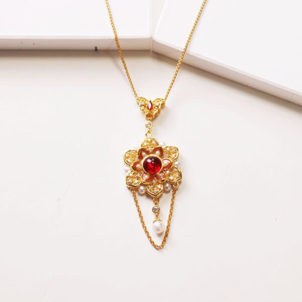 Wholesale Gold Heart Pendant Necklace Luxury Choker