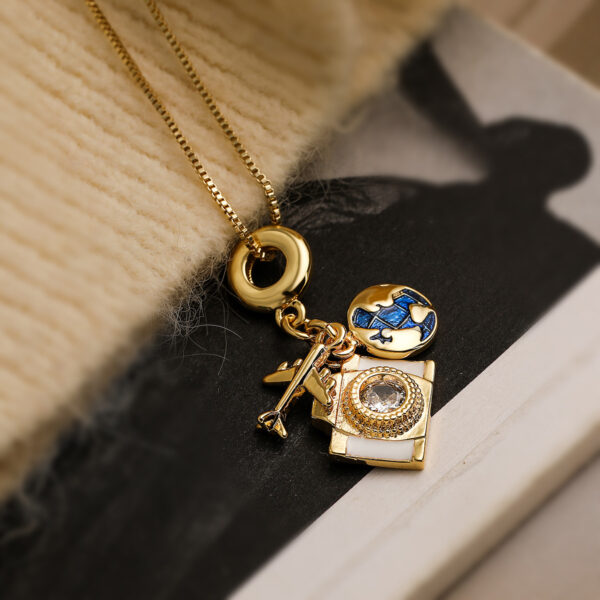 Wholesale Copper Gold-Plated Zircon Camera Passport Pendant Necklace Collarbone Chain