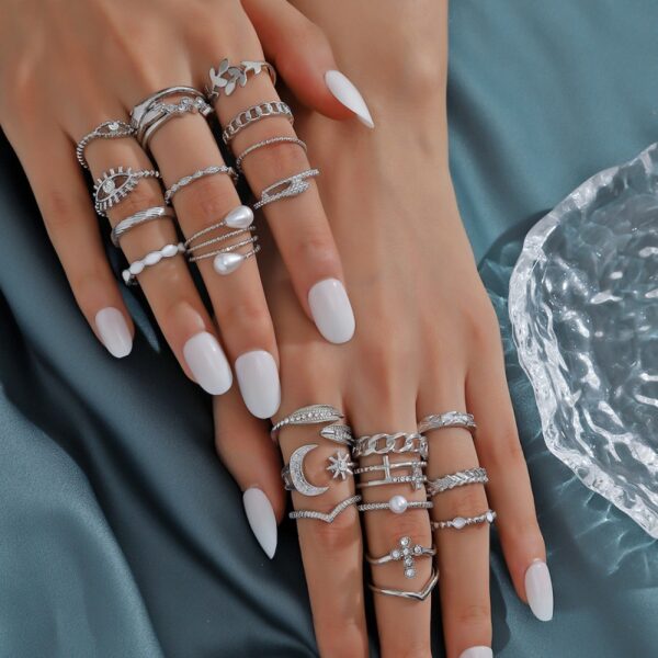 Wholesale Diamond Eye Cross Leaf Hollow Multi-Joint Ring Set