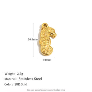 Little seahorse pendant-gold