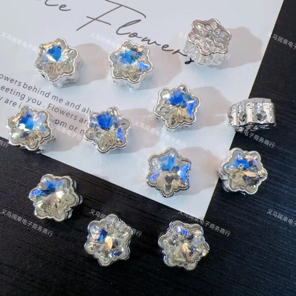 Wholesale Multi-Color Eight-Hole Crystal Glass Snowflake Diamond Spacer Beads