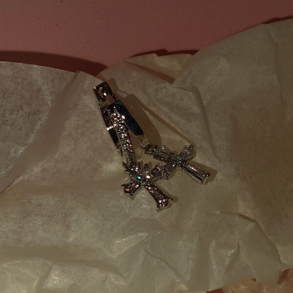 Wholesale Retro Cool Solid Circle Double Cross Earrings