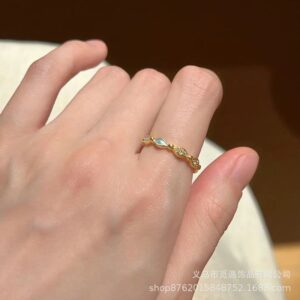 【Rhombus-shaped zircon mosaic design】 / Adjustable opening