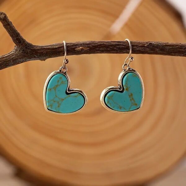 Wholesale Retro Style Heart-Shaped Earrings