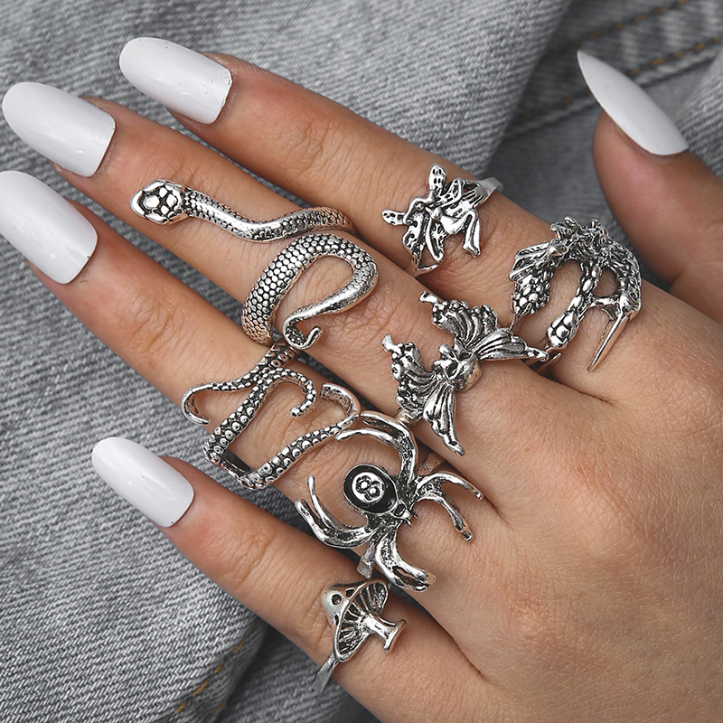 Wholesale retro skull snake octopus animal ring