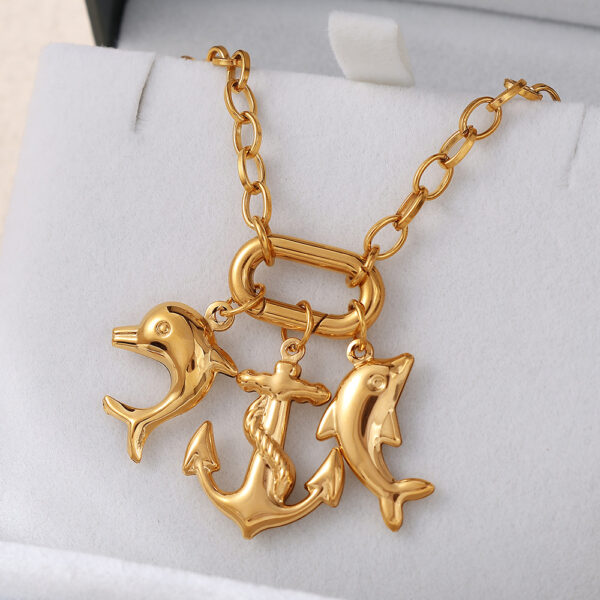 O1CN01P5xWcH1F2WyiCNVGe_2216476030429-0-cib Wholesale Stainless Steel Sun Dolphin Pendant Necklace