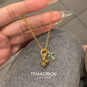 Wholesale The Style Is Super Cool! Vintage Cross Solid Dice Pendant Necklace with a Light Luxury Design Sweater Chain Accessory