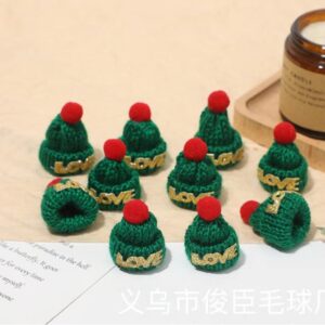 O1CN01PBoRwA1dTb4Ywn7kR_2200741723737-0-cib Wholesale Mini woolen Christmas hat scarf Doll Accessories