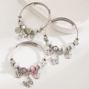 O1CN01PE8fVI2LDsb9HwRoC_2206398079659-0-cib Wholesale Diamond studded bead bear heart-shaped stainless steel bracelet