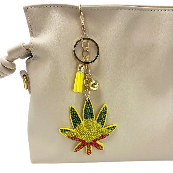 Wholesale Diamond-studded leaf keychain tassel metal creative accessory